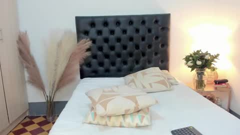 Snapshot of _sussi_ chatting on September 12, 1:57 pm Sussi online show from September 12, 1:57 pm
