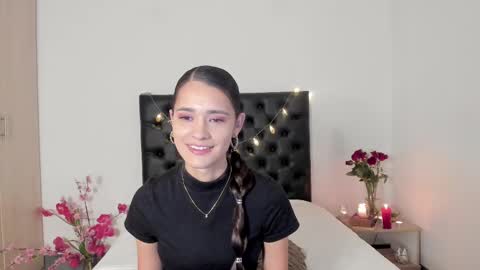 Snapshot of _sussi_ chatting on February 14, 1:29 pm Sussi online show from February 14, 1:29 pm