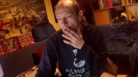 Sven online show from December 15, 3:13 am