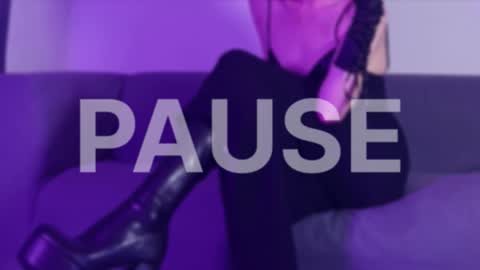 Ann online show from October 7, 7:10 pm