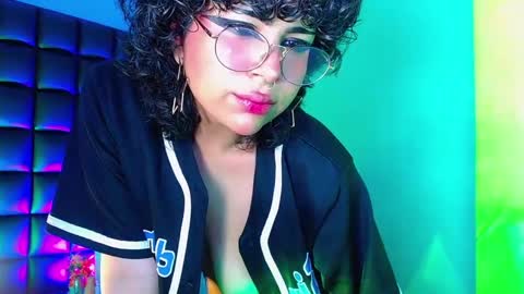 Kuromi online show from February 5, 4:27 am