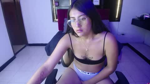 _sweet_lia_ online show from March 27, 8:10 pm