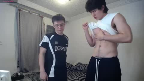 Scot y Patrick online show from April 21, 12:58 am