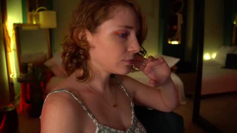 Evi online show from February 27, 10:09 pm