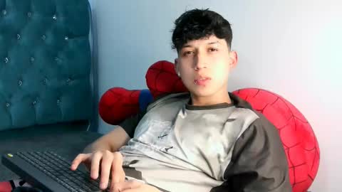 Thomas online show from February 19, 4:44 am