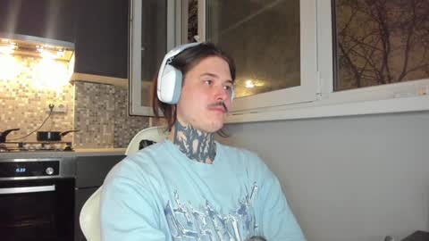 _torfin_ online show from January 9, 8:55 pm