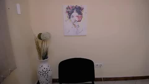 Snapshot of _trisha_li chatting on September 13, 11:56 am Trisha online show from September 13, 11:56 am