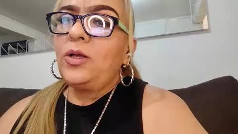 Valerie online show from November 24, 7:34 pm