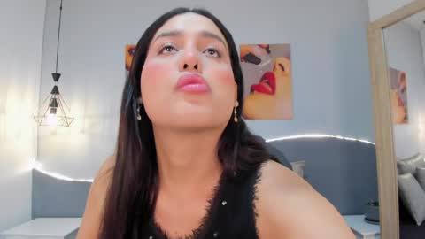 _valerycooper online show from April 28, 11:36 am