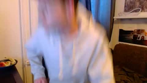 _whoisthatguy_ online show from May 13, 5:33 pm