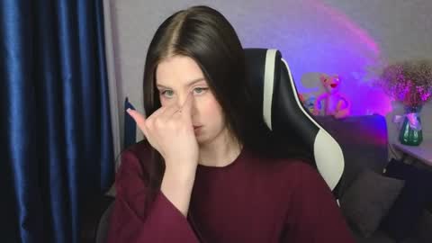 Fiona and Wayne online show from April 9, 8:58 pm