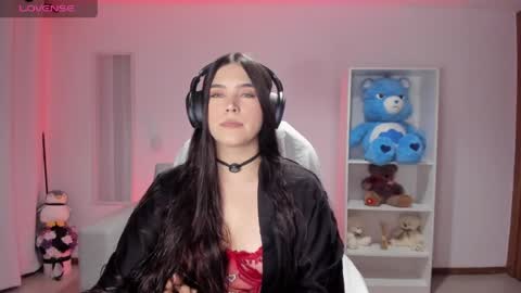 Luisa  online show from June 8, 4:35 am