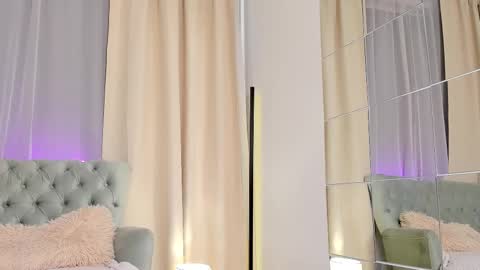 Maria online show from December 2, 10:24 am