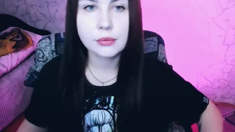 Snapshot of _yourfaifu_ chatting on October 20, 7:30 pm Mia online show from October 20, 7:30 pm