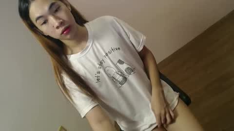 Snapshot of _yoursexwife_ chatting on October 17, 2:37 am sheng online show from October 17, 2:37 am