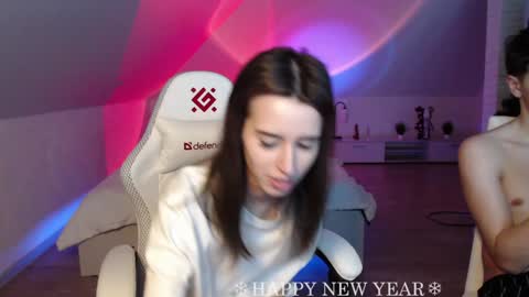 Snapshot of _yummybabes_ chatting on January 18, 7:15 pm Nicole Thomas Dave online show from January 18, 7:15 pm