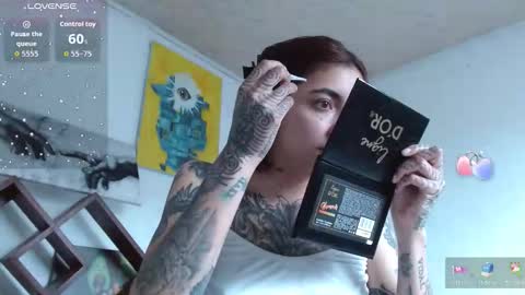 Zoe  online show from December 22, 6:36 pm