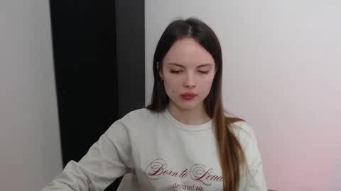 Snapshot of a_ariella_ chatting on October 12, 12:53 pm a_ariella_ online show from October 12, 12:53 pm