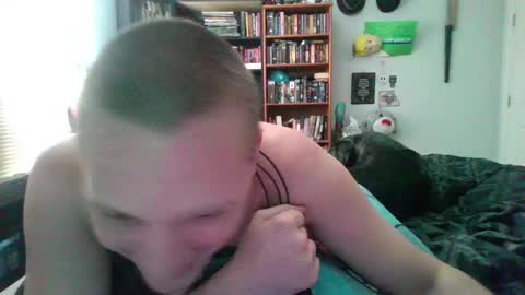 A Bored Dragon online show from March 5, 10:10 pm