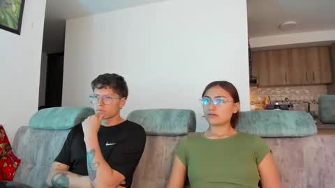 Snapshot of a_sexy_couple__ chatting on January 30, 8:53 pm A Sexy Couple online show from January 30, 8:53 pm