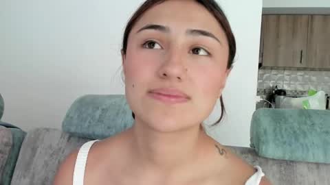 Snapshot of a_sexy_couple__ chatting on March 6, 6:37 pm A Sexy Couple online show from March 6, 6:37 pm