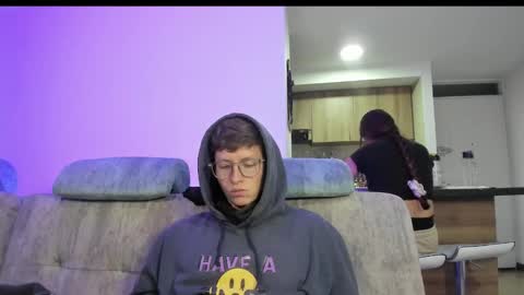 Snapshot of a_sexy_couple__ chatting on February 6, 12:33 am A Sexy Couple online show from February 6, 12:33 am