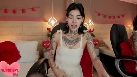 Luni  online show from February 14, 2:53 pm