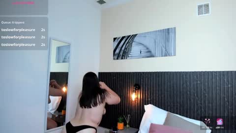 Abby Lee  online show from March 9, 10:30 pm