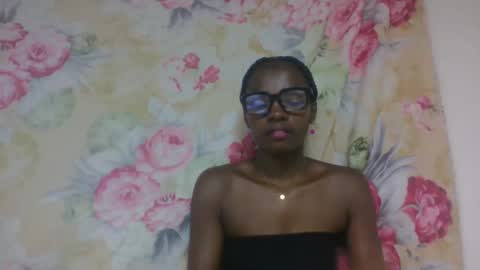 aadienne online show from March 24, 9:37 am