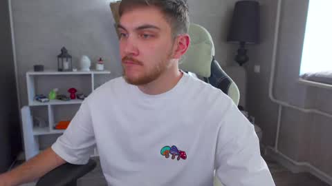 Alex online show from March 9, 5:11 am