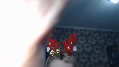 Alice online show from December 11, 8:28 pm