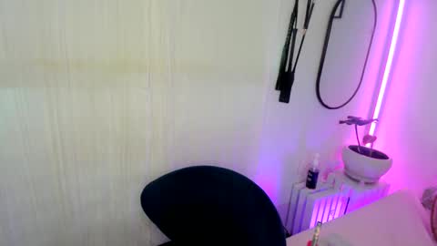 Aaliyahlayla online show from January 23, 1:41 am