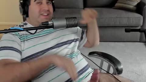 Aaron online show from February 15, 3:50 pm