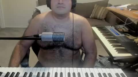 Aaron online show from October 3, 1:59 am