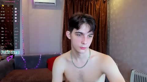 Aaron Bang online show from February 14, 4:43 pm