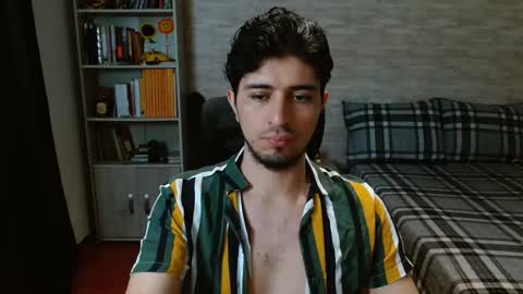 Aaron online show from February 3, 7:51 pm