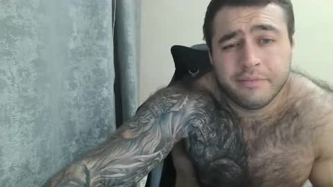 Snapshot of aaron_royal chatting on September 28, 5:22 pm Davin tayl online show from September 28, 5:22 pm