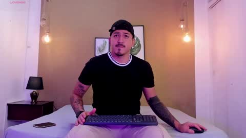 Your aron  online show from March 11, 3:36 am