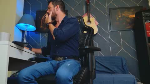 Aaron online show from September 14, 1:41 am