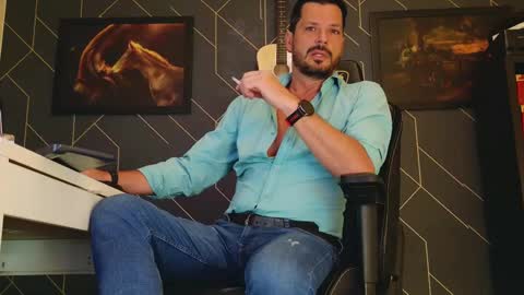 Aaron online show from March 11, 5:24 am