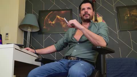 Aaron online show from January 12, 2:18 am