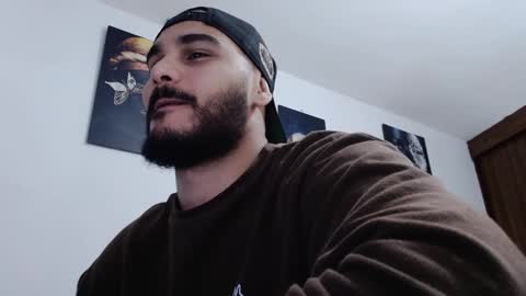 aaronteylor online show from December 8, 12:46 am