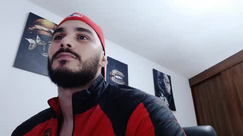 aaronteylor online show from December 7, 6:37 am