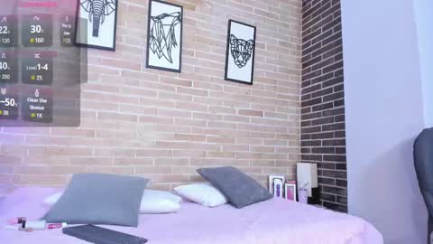 Snapshot of abbey_walker chatting on October 3, 11:18 am abbey_walker online show from October 3, 11:18 am