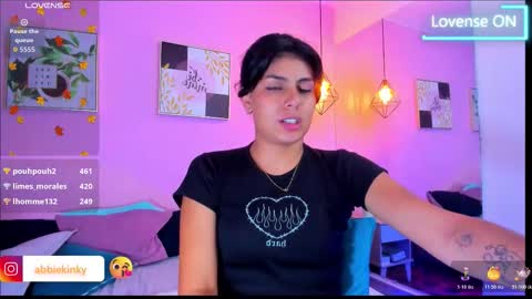Snapshot of abbie_kinky chatting on October 19, 8:46 pm abbie_kinky online show from October 19, 8:46 pm