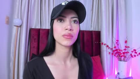 Snapshot of abbiejoness_ chatting on October 3, 12:02 pm Abbie Joness online show from October 3, 12:02 pm