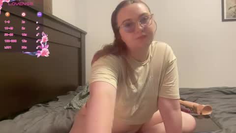 Abbi Willow online show from September 19, 3:16 pm