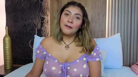 Abbygail online show from October 3, 1:30 pm