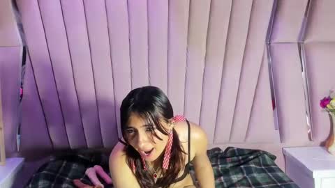 Snapshot of abby_pop_ chatting on September 9, 1:33 pm abby pop online show from September 9, 1:33 pm