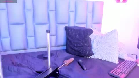 abbyadams23 online show from March 2, 7:15 am